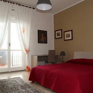 casa-antonellina.hotels-amalfi.com/